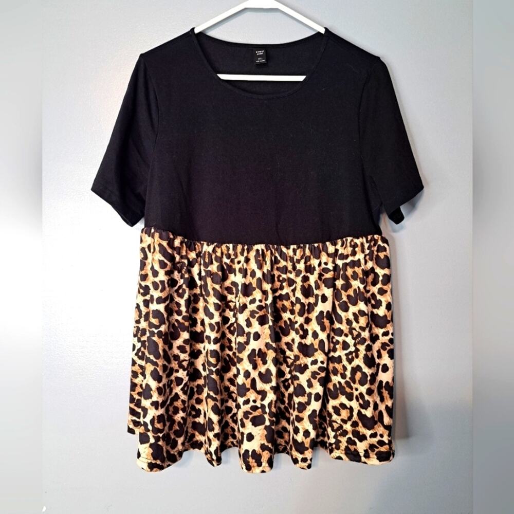 🌈Shein blouse Size 0x. Cheetah print